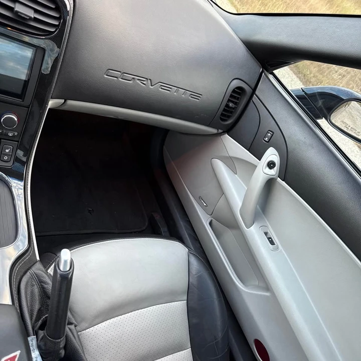 2009 Chevrolet Corvette C6 - Image 10 of 17