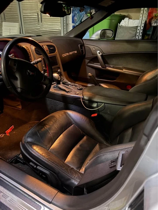 2009 Chevrolet Corvette C6 - Image 6 of 9