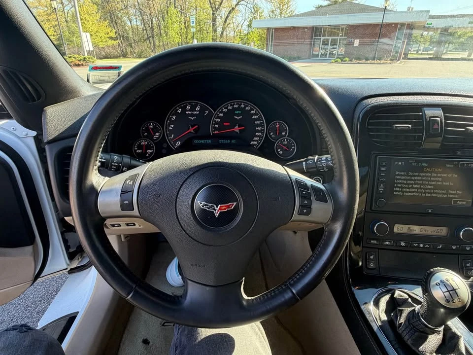 2009 Chevrolet Corvette C6 - Image 12 of 19