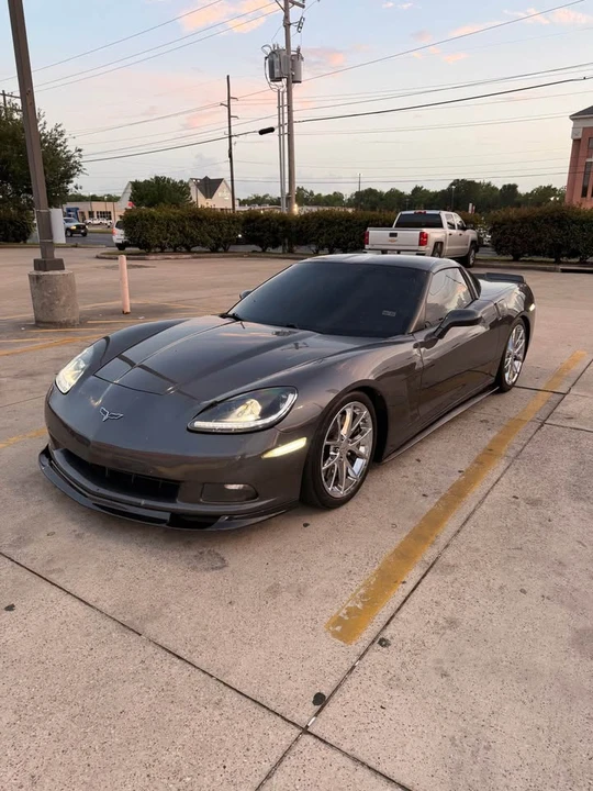 2009 Chevrolet Corvette C6 - Image 2 of 7