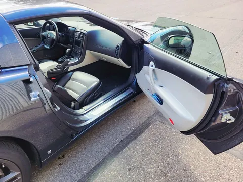 2009 Chevrolet Corvette C6 - Image 2 of 11