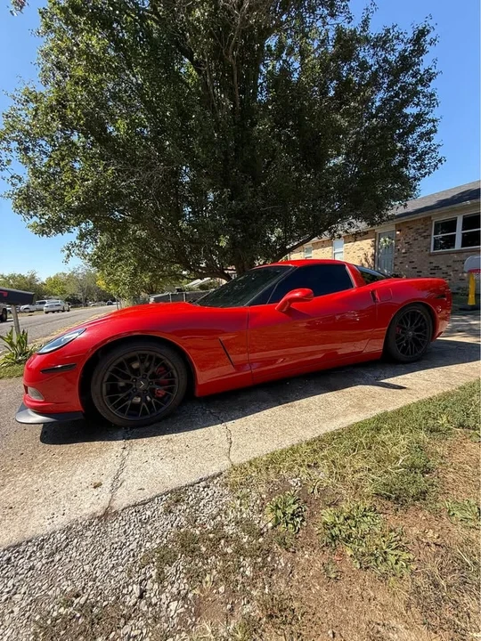2009 Chevrolet Corvette C6 - Image 2 of 10