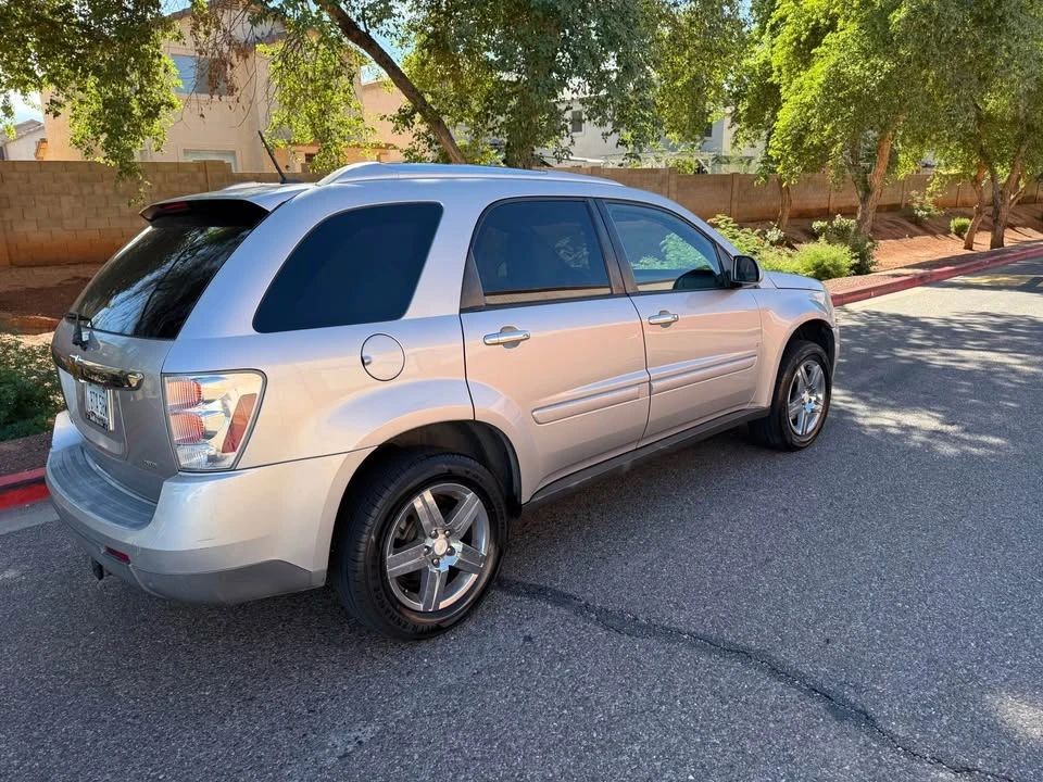 2009 Chevrolet Equinox - Image 4 of 7