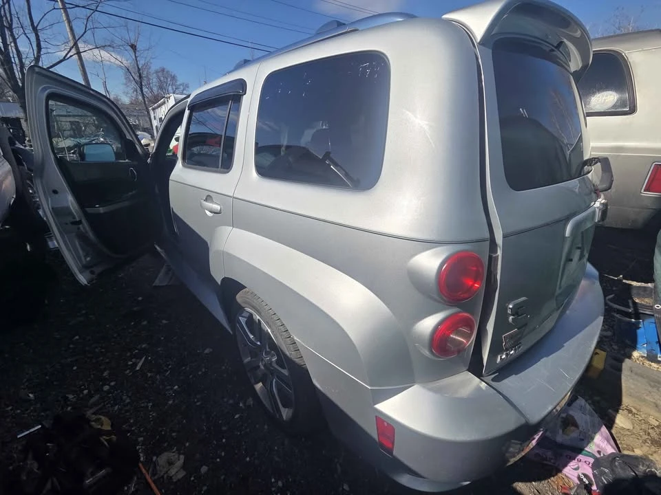 2009 Chevrolet HHR - Image 7 of 8
