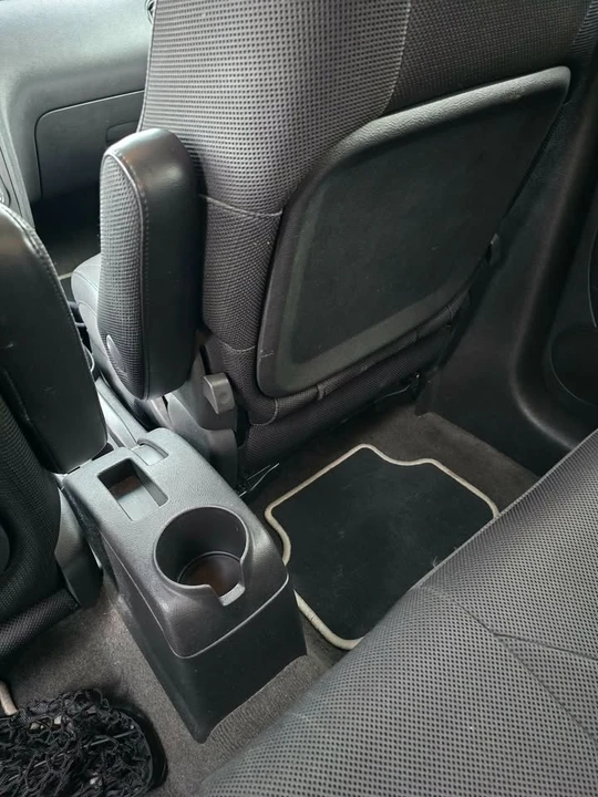 2009 Chevrolet HHR - Image 10 of 19