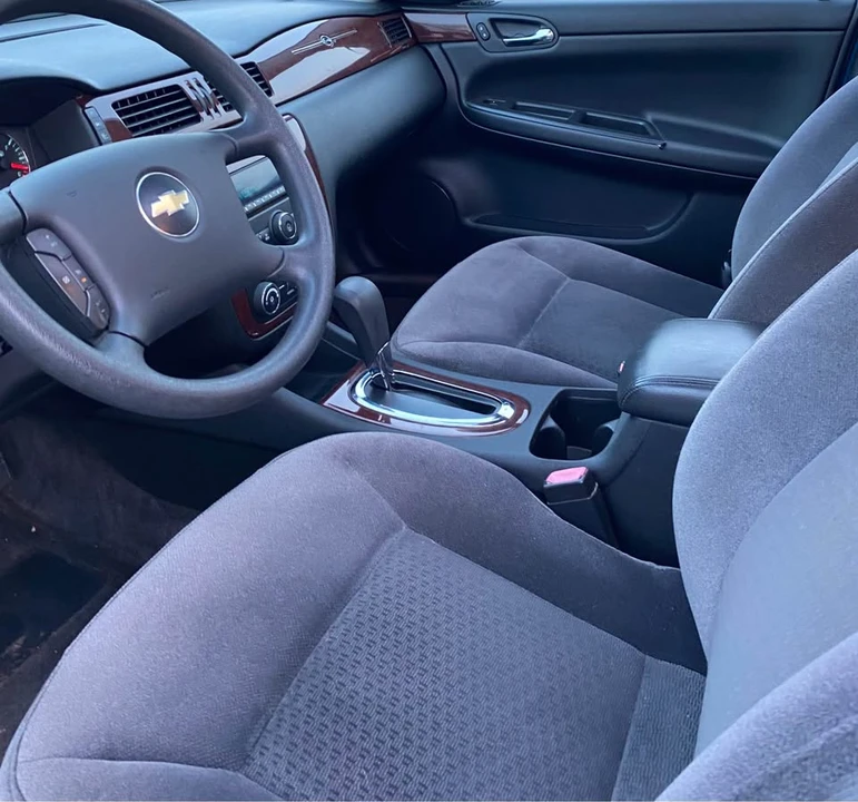 2009 Chevrolet Impala 9th Gen - Image 2 of 10