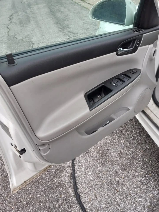 2009 Chevrolet Impala 9th Gen - Image 3 of 4