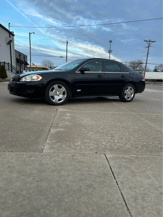 2009 Chevrolet Impala 10th Gen - Image 2 of 14