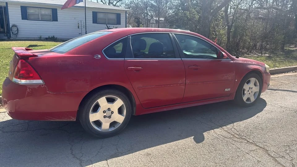 2009 Chevrolet Impala 9th Gen - Image 2 of 9