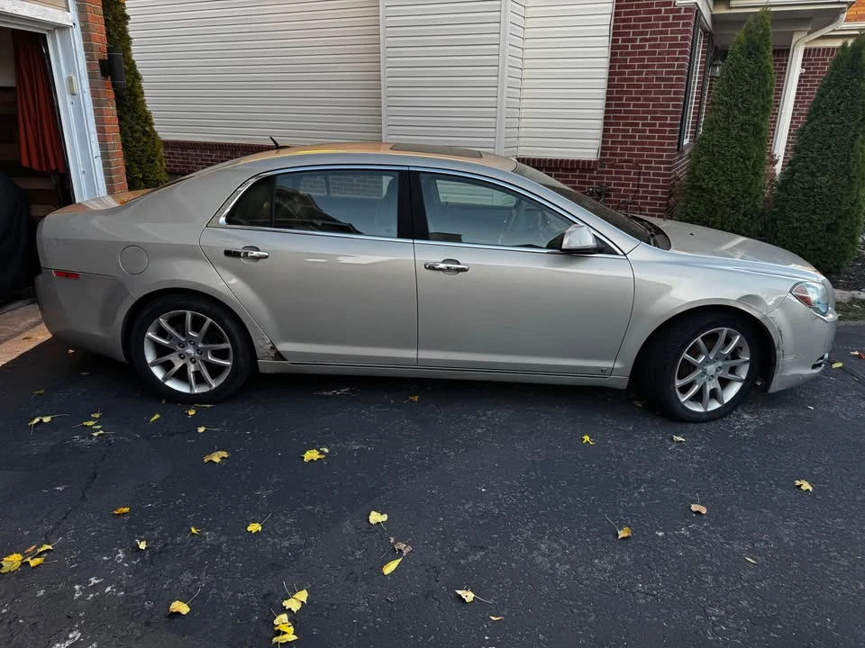 2009 Chevrolet Malibu - Image 4 of 5