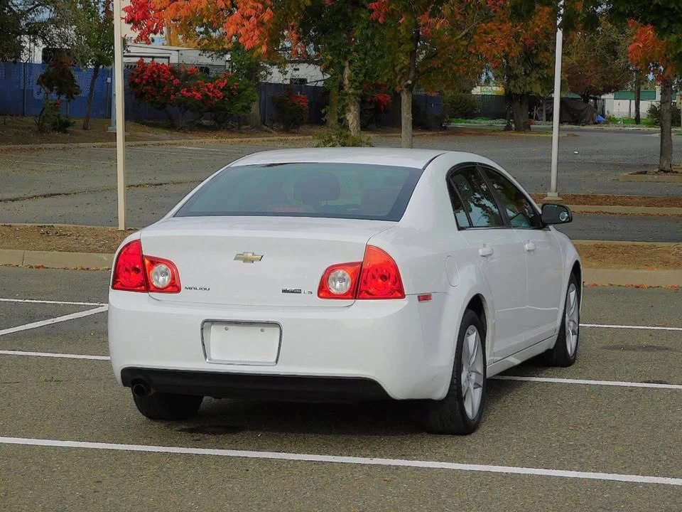 2009 Chevrolet Malibu - Image 6 of 20