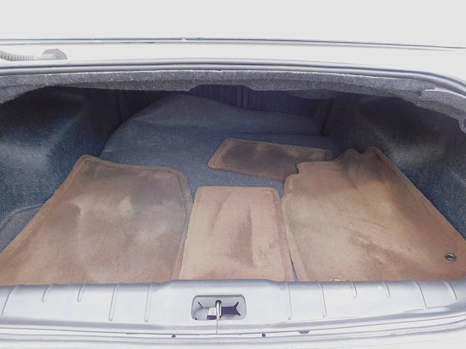 2009 Chevrolet Malibu - Image 16 of 20
