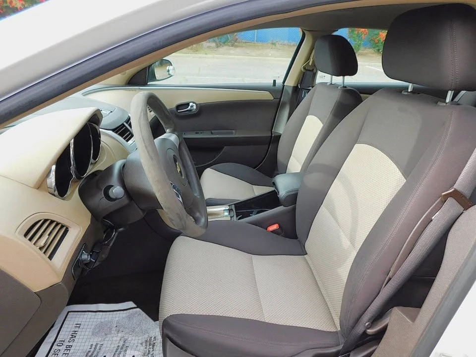 2009 Chevrolet Malibu - Image 12 of 20