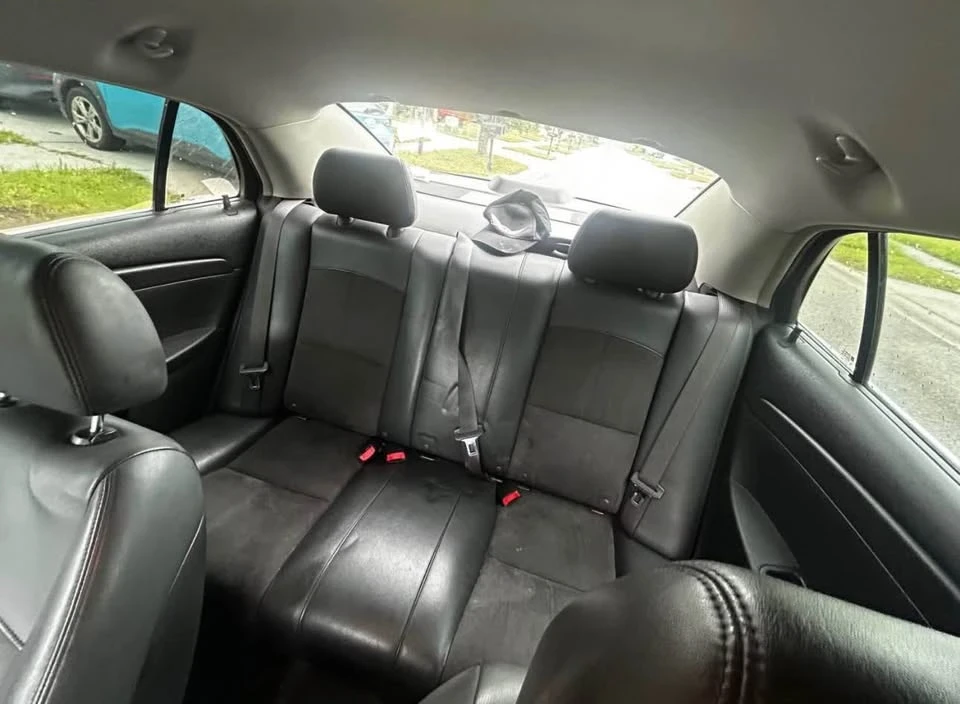 2009 Chevrolet Malibu - Image 3 of 5