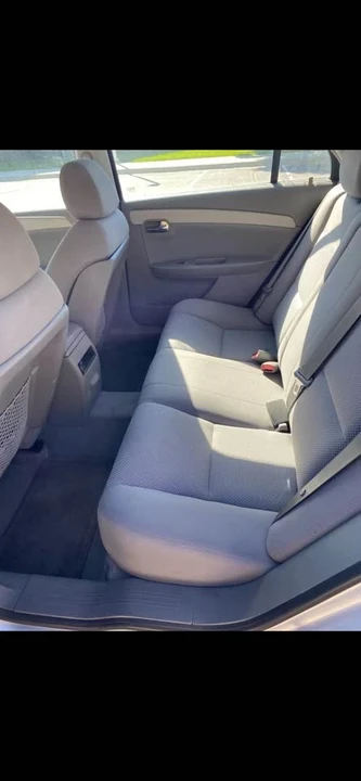 2009 Chevrolet Malibu - Image 6 of 9
