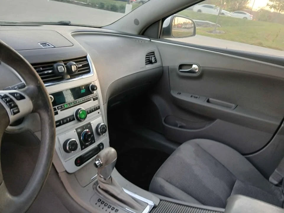2009 Chevrolet Malibu - Image 4 of 6