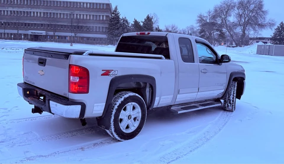 2009 Chevrolet Silverado 2nd Gen - Image 5 of 12