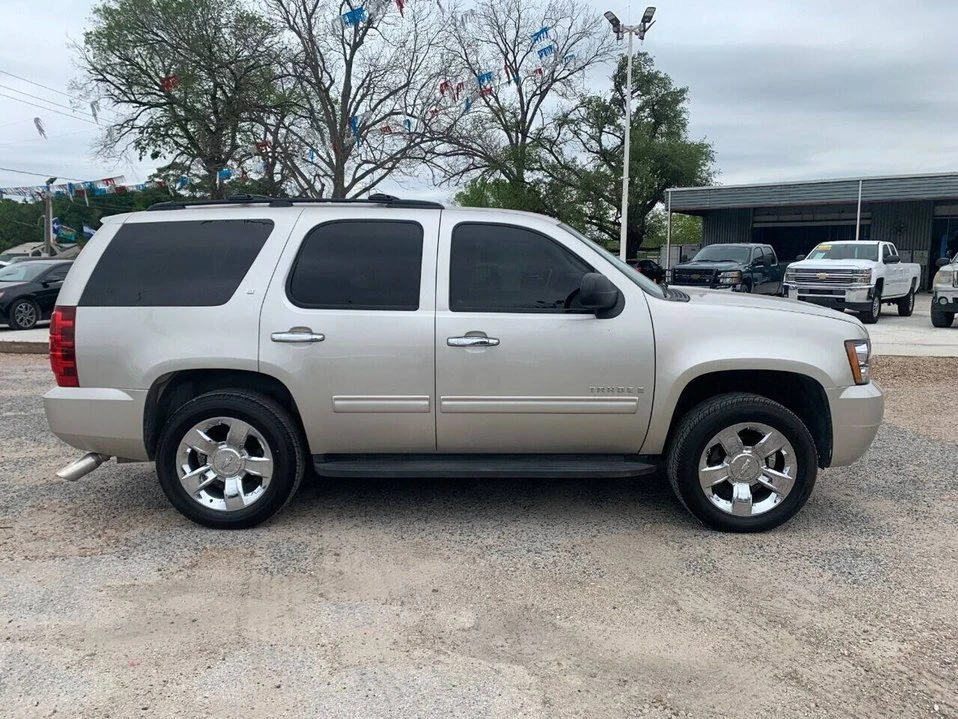 2009 Chevrolet Tahoe 3rd Gen - Image 4 of 14