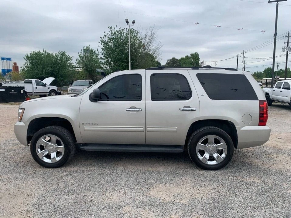 2009 Chevrolet Tahoe 3rd Gen - Image 8 of 14