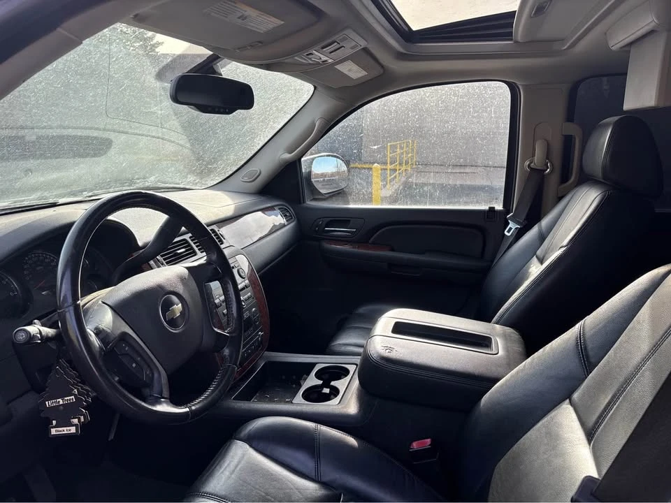 2009 Chevrolet Tahoe 3rd Gen - Image 4 of 15