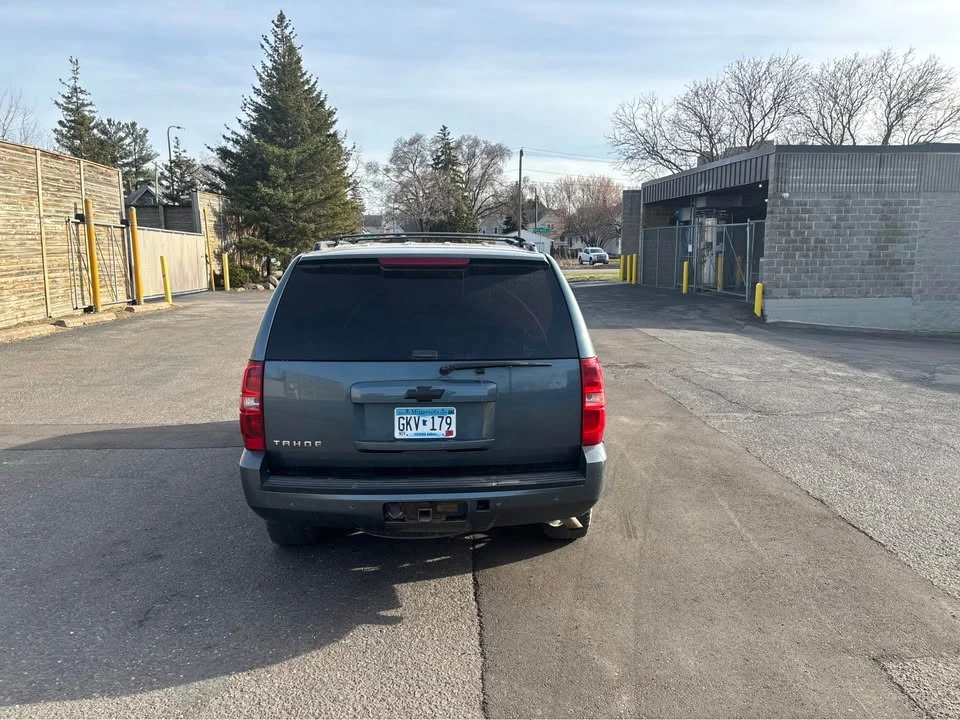 2009 Chevrolet Tahoe 3rd Gen - Image 14 of 15