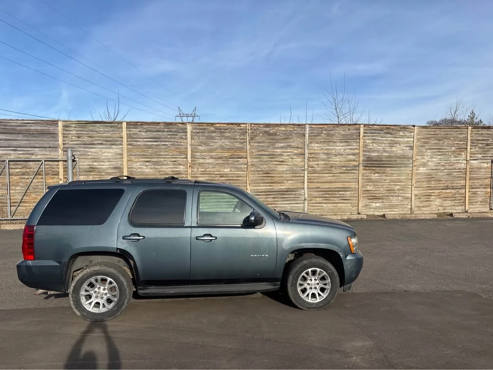 2009 Chevrolet Tahoe 3rd Gen - Image 11 of 15
