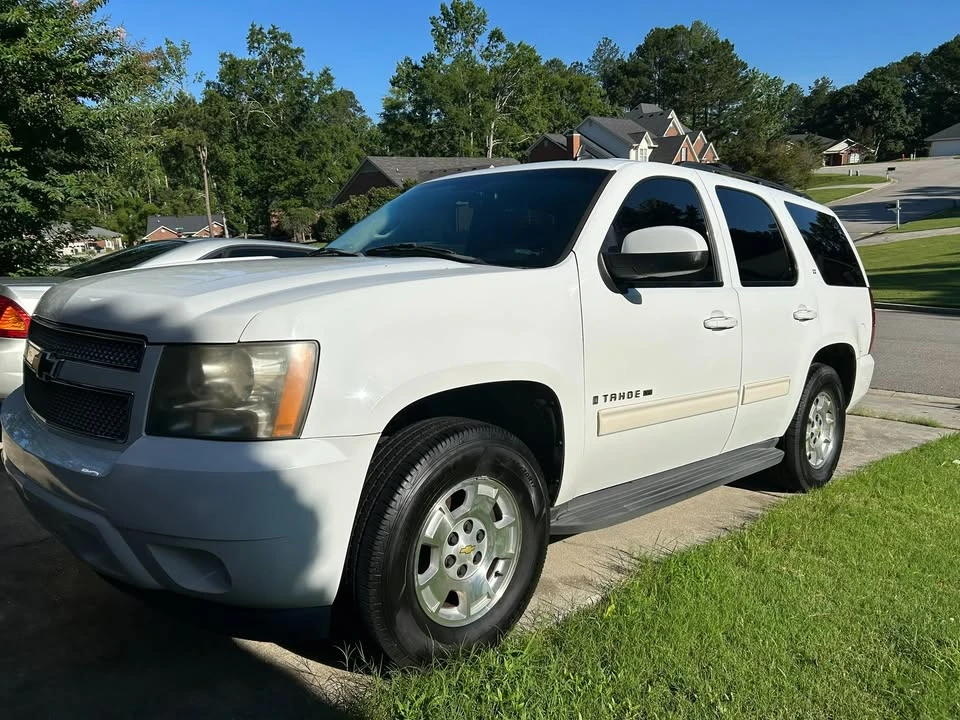2009 Chevrolet Tahoe 3rd Gen - Image 12 of 13