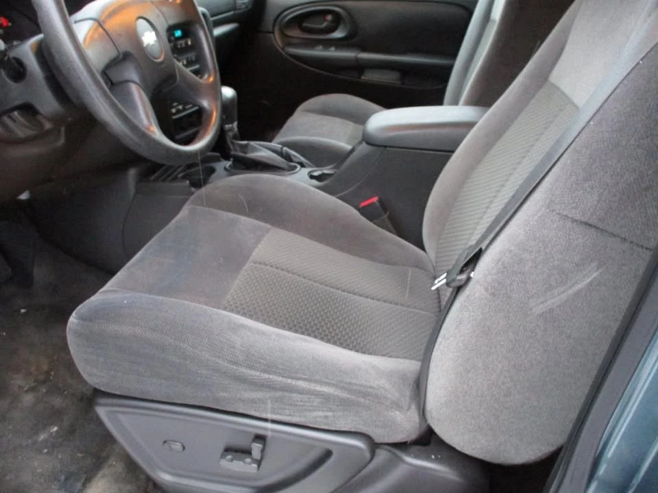 2009 Chevrolet Trailblazer - Image 7 of 11