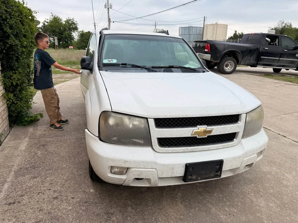 2009 Chevrolet Trailblazer - Image 3 of 10