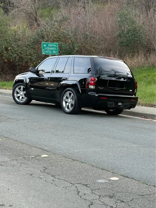 2009 Chevrolet Trailblazer - Image 11 of 11