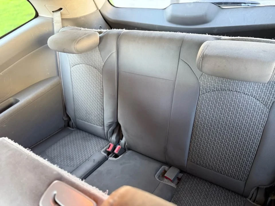 2009 Chevrolet Traverse - Image 10 of 13