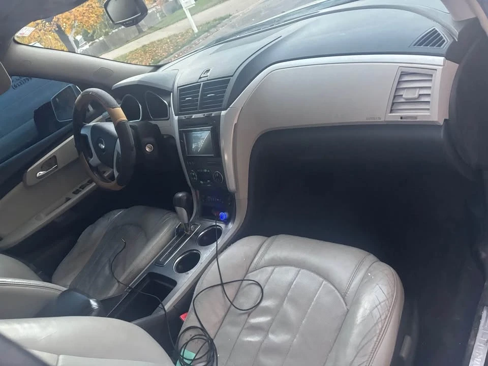 2009 Chevrolet Traverse - Image 4 of 6