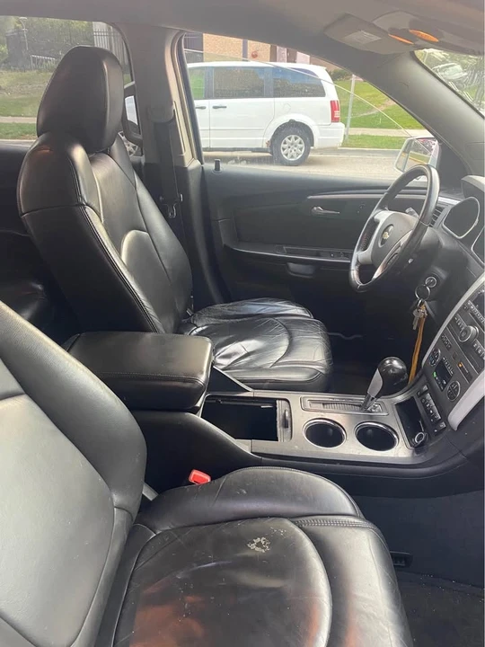 2009 Chevrolet Traverse - Image 7 of 12