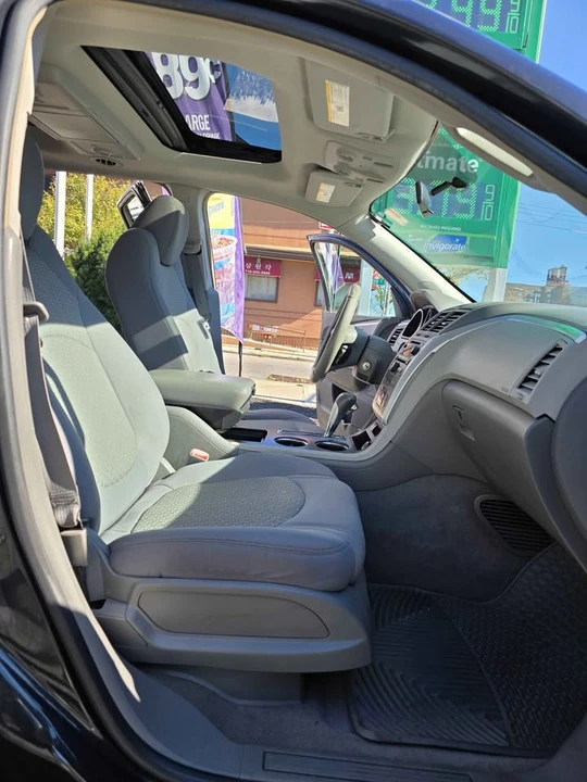 2009 Chevrolet Traverse - Image 11 of 11