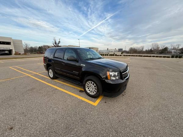 2009 Chevrolet Tahoe 3rd Gen - Image 2 of 13
