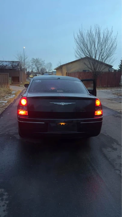 2009 Chrysler 300 (2005-2023) - Image 13 of 13