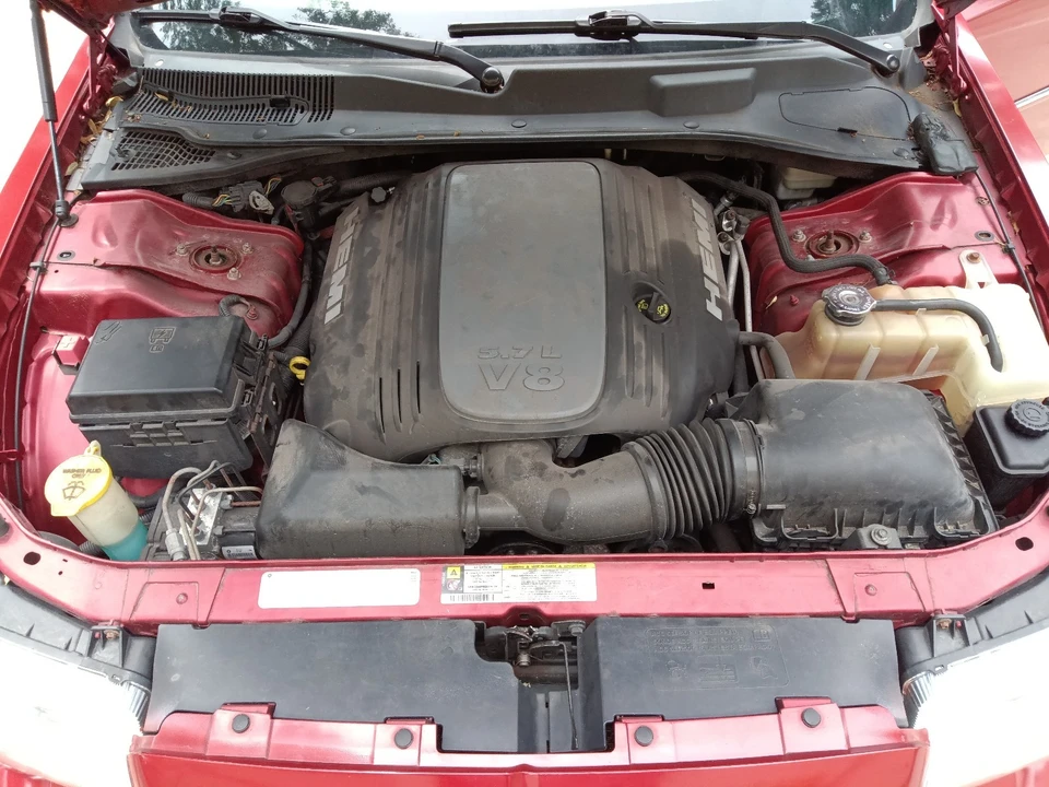 2009 Chrysler 300 (2005-2023) - Image 26 of 30