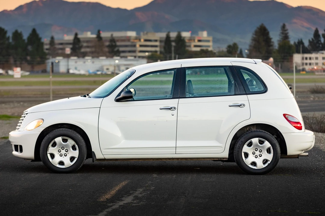 2009 Chrysler PT Cruiser - Image 3 of 31