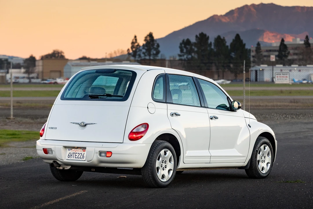 2009 Chrysler PT Cruiser - Image 24 of 31
