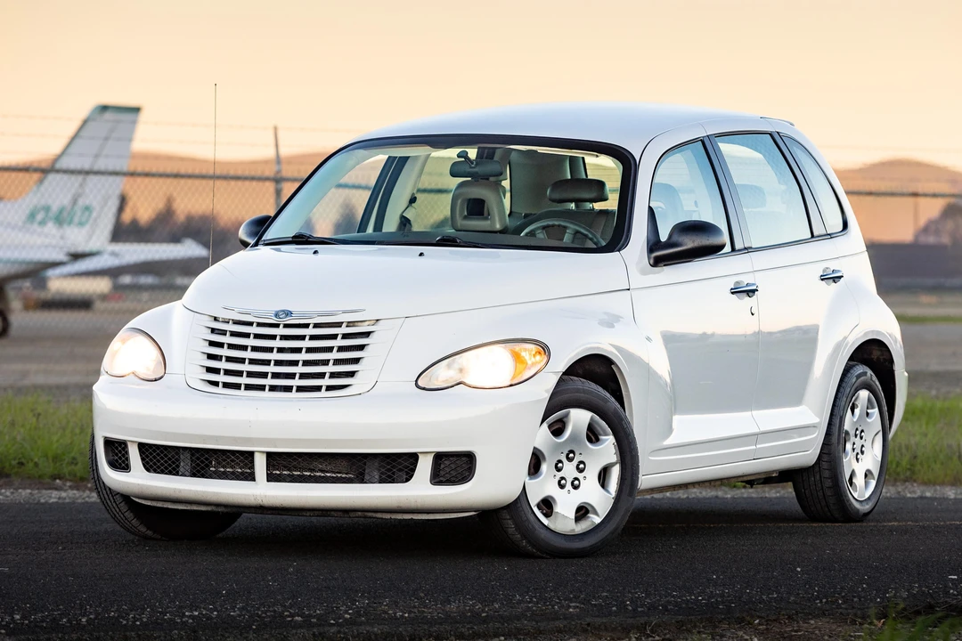 2009 Chrysler PT Cruiser - Image 10 of 31