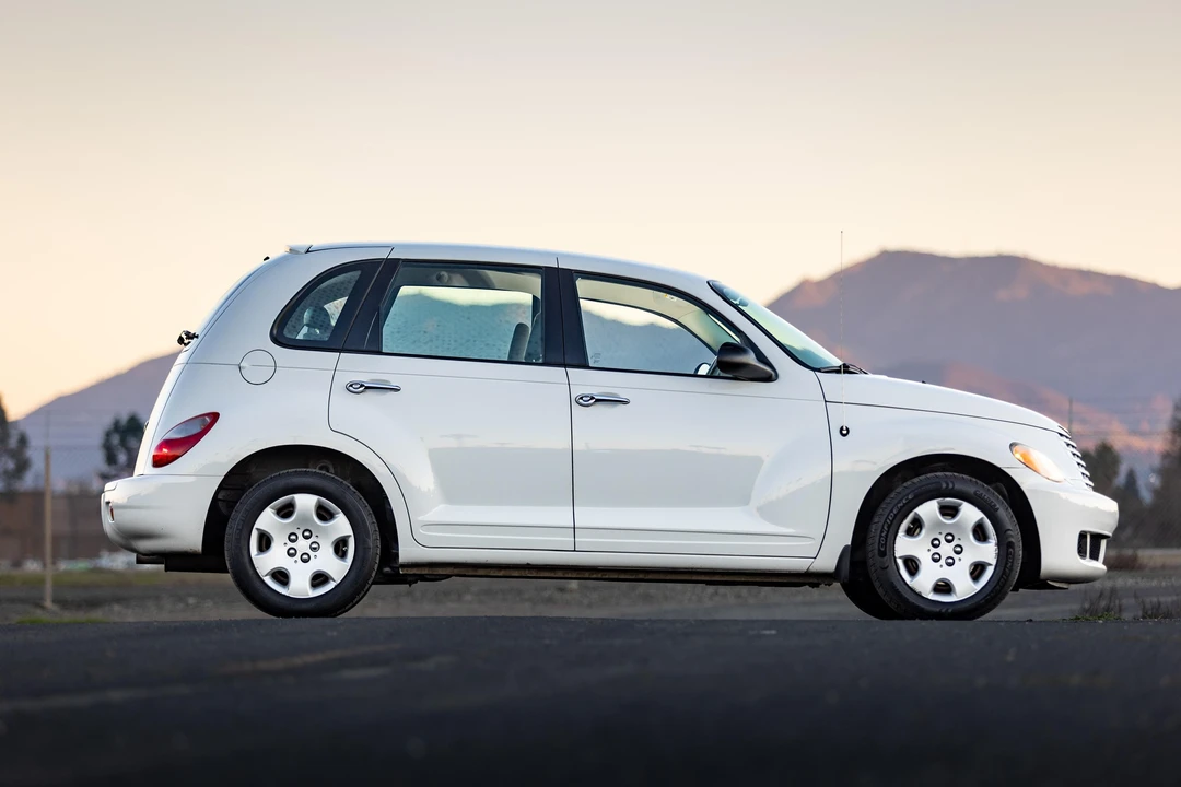 2009 Chrysler PT Cruiser - Image 27 of 31