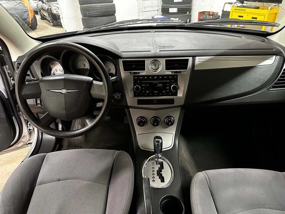 2009 Chrysler Sebring - Image 15 of 31