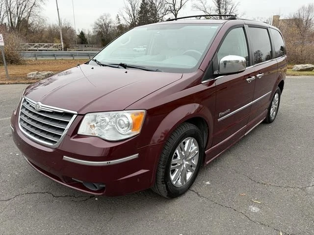 2009 Chrysler Town & Country - Image 11 of 12