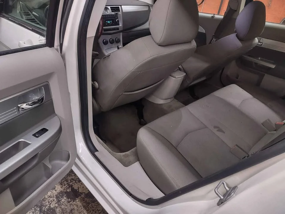 2009 Chrysler Sebring - Image 9 of 11