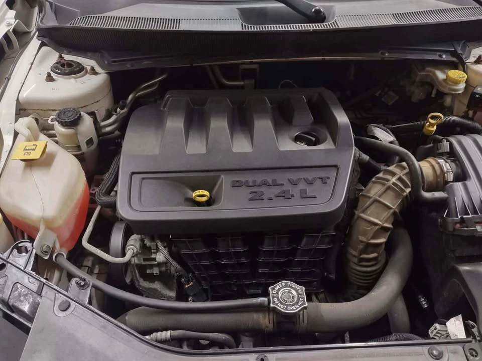 2009 Chrysler Sebring - Image 5 of 11