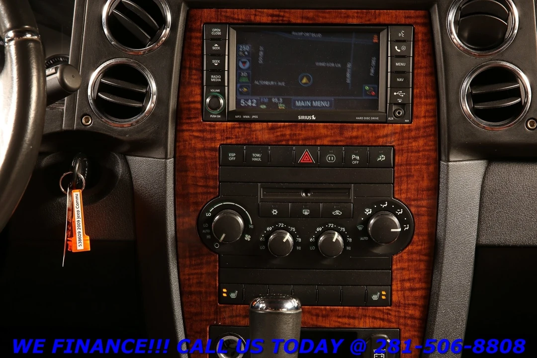 2009 Jeep Commander - Image 16 of 21