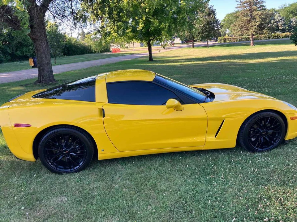2009 Chevrolet Corvette C6 - Image 2 of 24