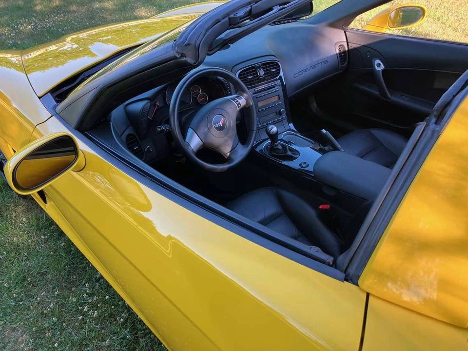 2009 Chevrolet Corvette C6 - Image 17 of 24