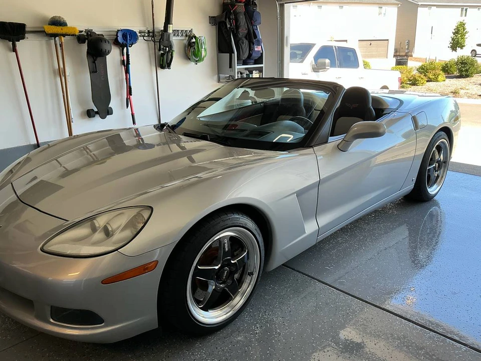 2009 Chevrolet Corvette C6 - Image 15 of 17