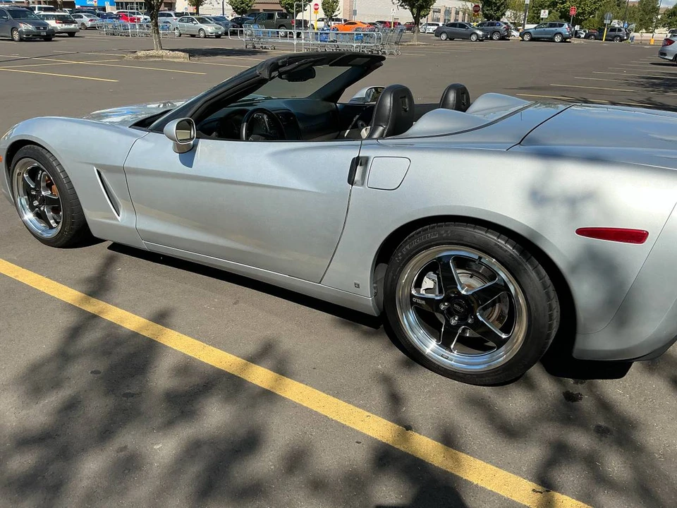2009 Chevrolet Corvette C6 - Image 10 of 17
